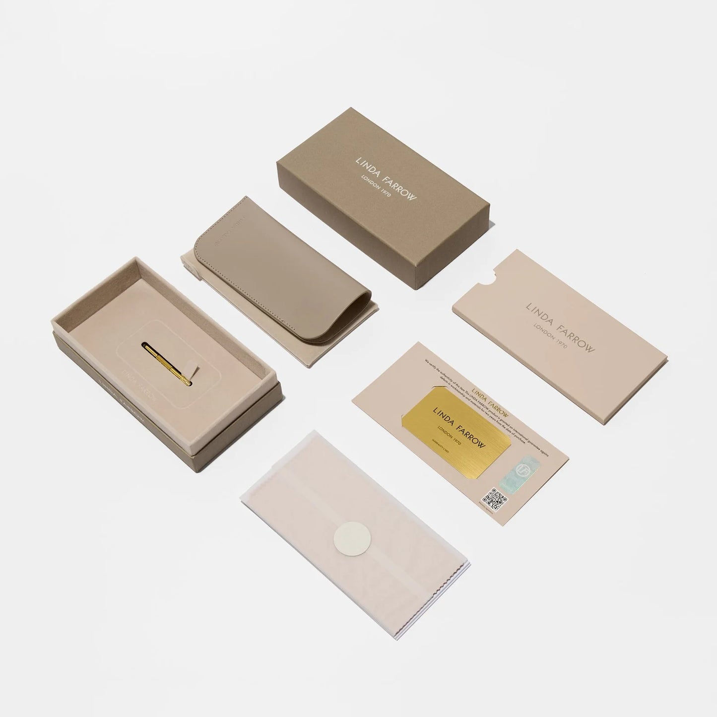 LINDA FARROW - HAWKIN RX / Caramel Horn